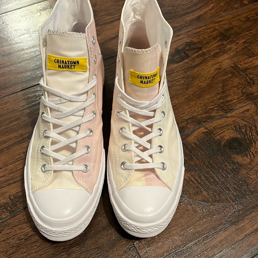 Chinatown Market  x Converse Hi UV almost new.